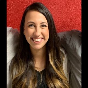 Meet your Posher, Briana